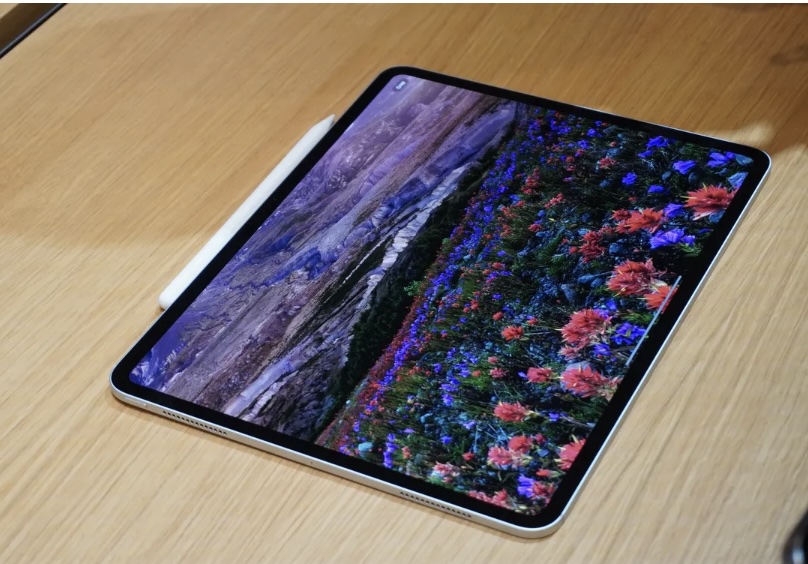 Descubre cómo Apple está revolucionando la conectividad móvil con sus nuevos iPads que prescinden de las tarjetas SIM físicas. Lee más sobre esta innovación y cómo afecta a los usuarios.