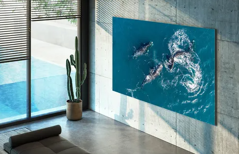 Los nuevos televisores MicroLED de Samsung ofrecen una experiencia de visualización de lujo, pero con un precio que puede sorprender: ¡hasta $150,000 por un modelo de 114 pulgadas! Estas impresionantes pantallas, con un diseño casi sin bordes, están disponibles en tamaños de 89, 101 y 114 pulgadas.