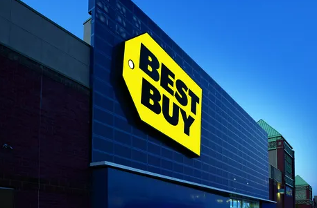 Best Buy está cerrando su programa de reparación de Samsung. Se les ha comunicado a los empleados de Geek Squad que se preparen para devolver sus componentes de Samsung. Este cambio es significativo para los usuarios que buscan reparar sus teléfonos Samsung, especialmente después de las recientes revelaciones sobre los contratos restrictivos de la compañía con talleres de reparación y una renegociación fallida del contrato con iFixit.