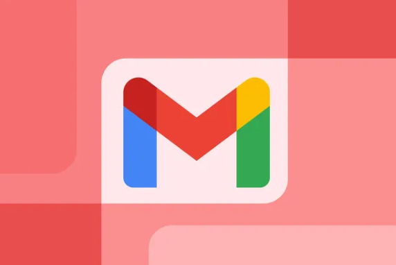 Google lanza Gmail Q&A para dispositivos Android, permitiendo que los usuarios hagan preguntas a su chatbot de IA Gemini sobre su bandeja de entrada. La función estará disponible en iOS próximamente.