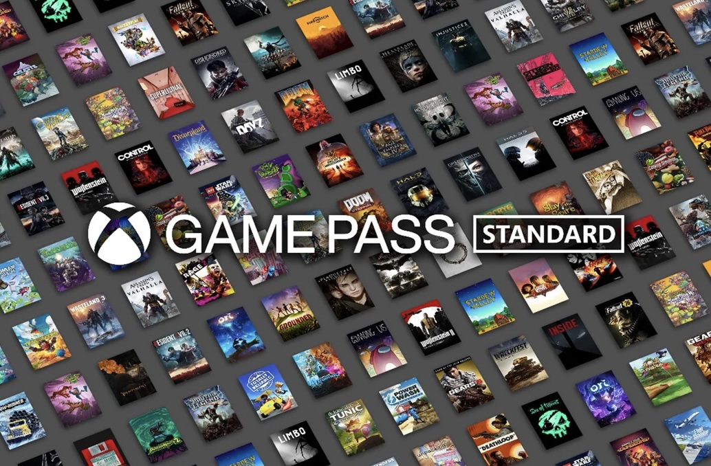 Microsoft ha lanzado oficialmente el nuevo nivel Xbox Game Pass Standard, disponible por $14.99 al mes. Este nivel, anunciado hoy, ofrece a los jugadores acceso a una amplia biblioteca de juegos y multijugador en línea para consolas, aunque no incluye el acceso inmediato a los lanzamientos de juegos del día uno, a diferencia de otras suscripciones.