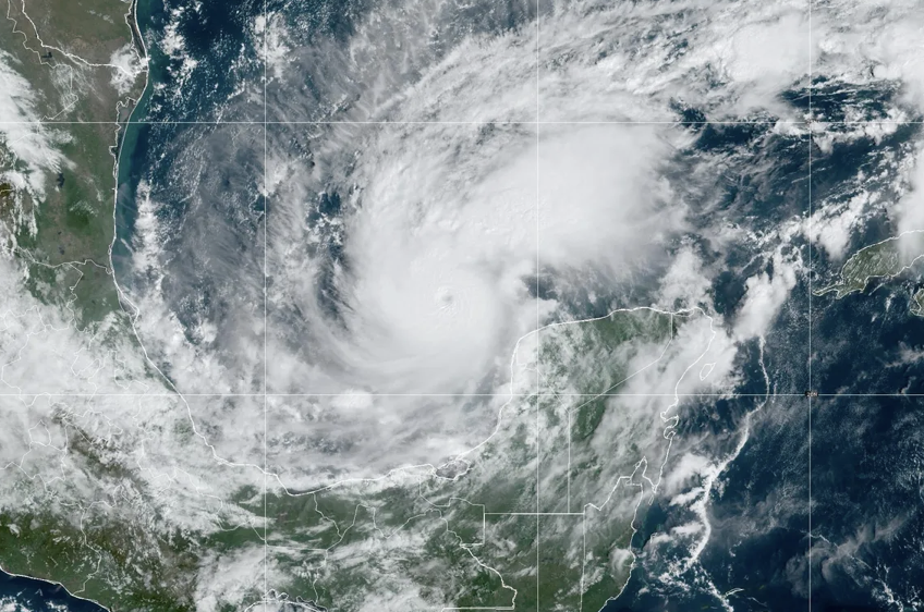 El huracán Milton se fortaleció hasta convertirse en una tormenta de categoría 5 hoy, convirtiéndose en una de las tormentas que más rápidamente se han intensificado en la historia de la temporada de huracanes del Atlántico.